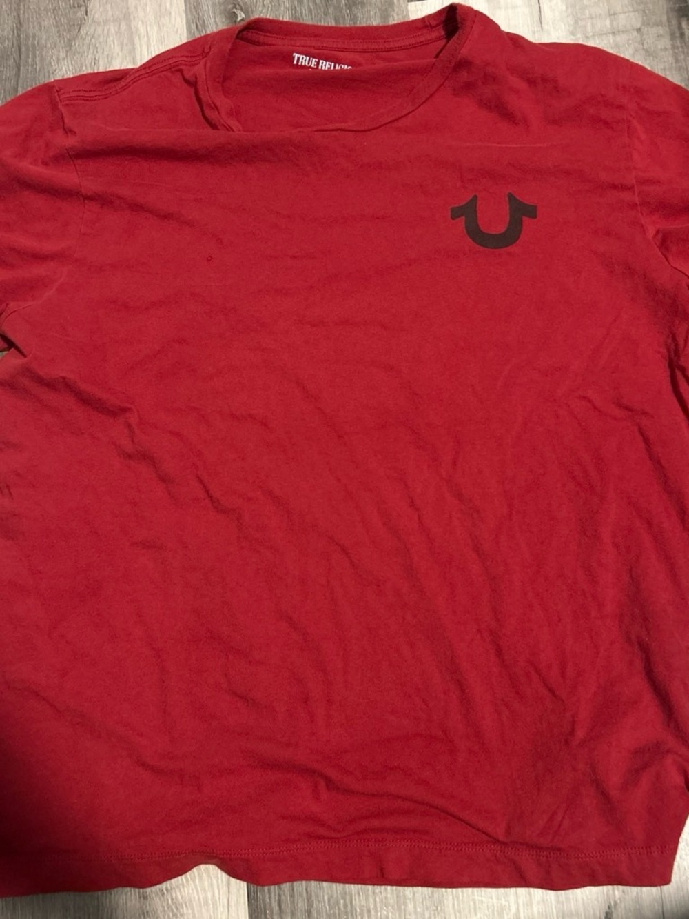 True Religion Red Short-Sleeve Crew Tee with Black Horseshoe Logo